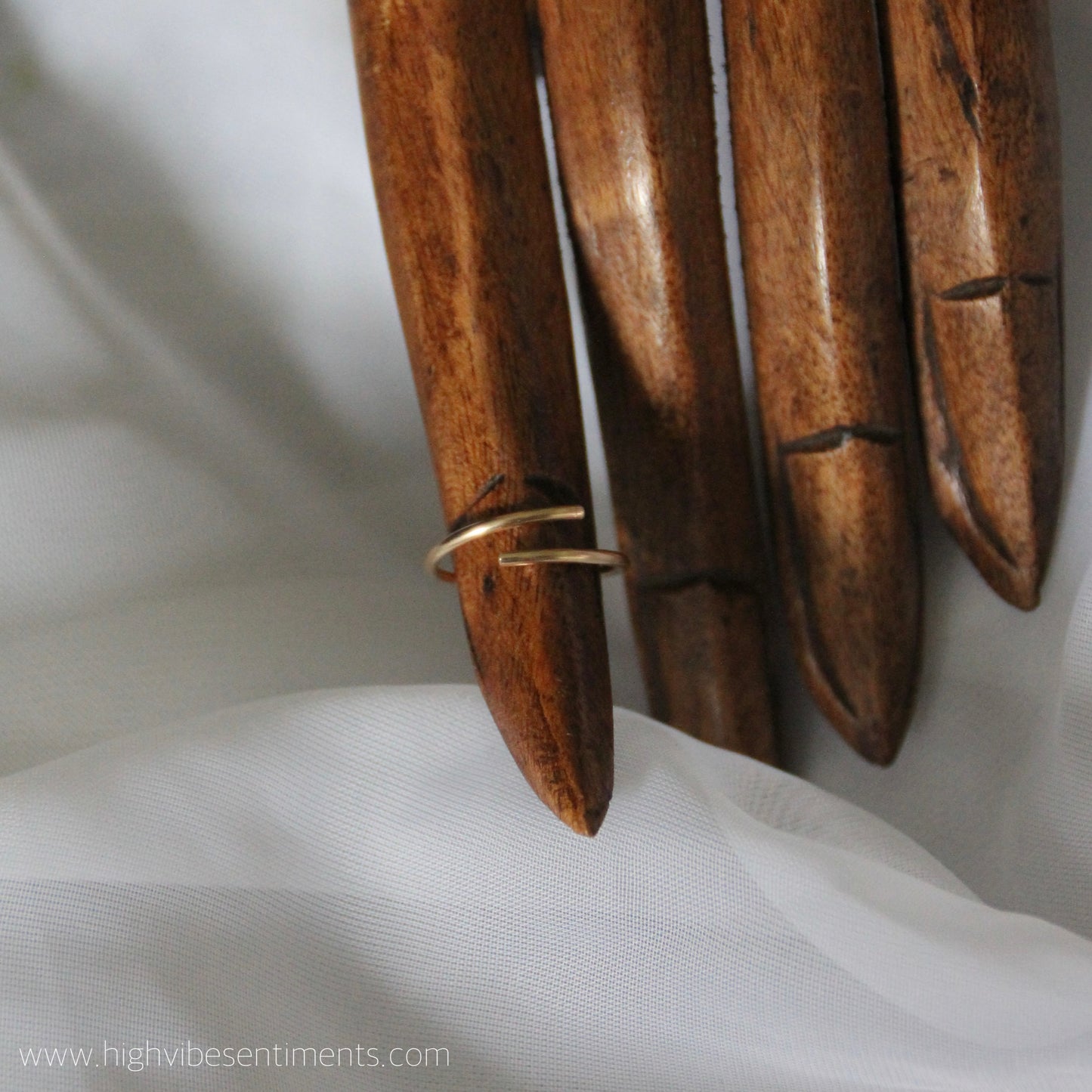 “Aligned” Ring